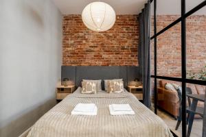 Riverside Old Town Residence - KRK FOR STAY