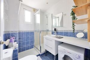 2BR Apartment Near Metro & Canal Saint-Martin