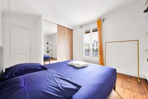 2BR Apartment Near Metro & Canal Saint-Martin