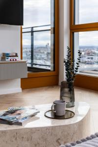 Przytulne Klimatyzowane Studio z Balkonem i Parkingiem by Noclegi Renters