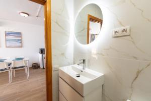SUNSET BAY 509 by HOMESTAYGRANCANARIA