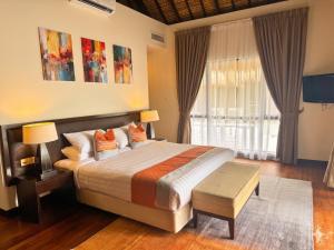 2 Bedroom plus Study Villa over Water, Open Sea, Thatched Roof - Golden Palm Tree, Malaysia