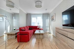 Siennica Old City 3 Bright Apartment with Balcony Close to the City Center by Noclegi Renters