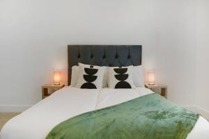 Lovely 2-Bedroom Home in Langley Park, Sleeps 4