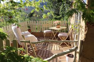 Herbal room with a terrace on a distillation farm