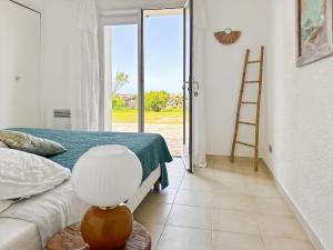 Marine de Davia sea access away Swimming pool