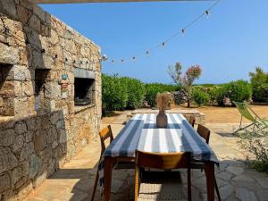 Marine de Davia sea access away Swimming pool