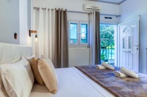 Ioannas and Nikos Skala Apartments