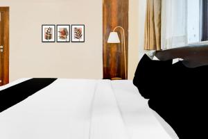 Super Townhouse Oak Viman Nagar Downtown Formerly Hotel Cilantro