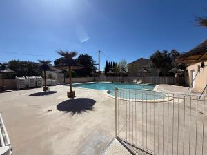 Villa 6p résidence avec piscine à Aigues-Mortes