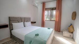 High Standing Villa - 4 Suites - Heated Pool