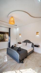 High Standing Villa - 4 Suites - Heated Pool