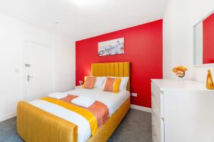 NEW! Stylish 5-Bed Apartment in Stockton-on-tees by Stay With Us, Perfect for Contractors & Large Groups, FREE Parking!
