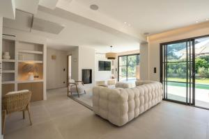 Villa Thelya