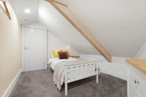 NEW! 3BR in Salvin Cottage