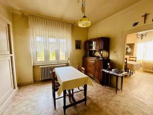Spacieuse maison à Bitche de 300 m² avec 8 chambres