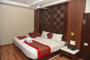 Rd HOTEL ERODE ROAD