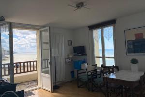 AL36 - Appartement vue mer exceptionnelle