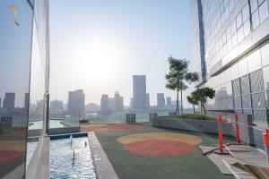 Modern 2BR Radiant Boulevard Chic Reem Escape