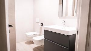 TENNA APARTMENTS Lake & Spa