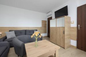 Apartamenty Blisko Plaży w Rewalu by Noclegi Renters