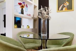 Stylish One Bedroom Home Near Hyde Park