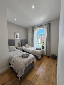 2 Bedroom Apartment in London