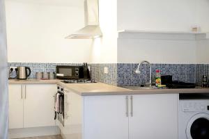 Stylish Comfort 2-BedFlat In Stockton, Sleeps 3