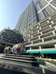 Trion KL 63, High Floor City View, Cozy Stay