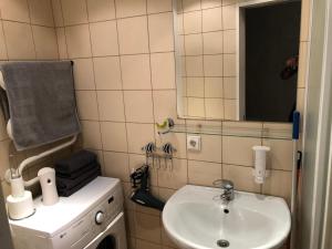 Studio Apartment Near Old Town & Station