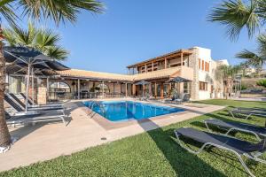 Villa with exclusive views