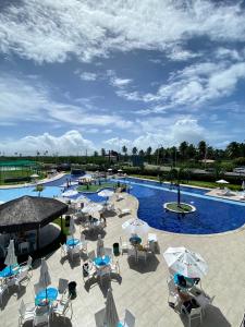 Muro Alto Condomínio Clube Apto 219