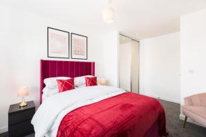 Luxury Garden Apartment Stylish & Spacious