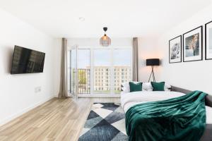 Luxury Garden Apartment Stylish & Spacious