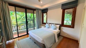 Laguna Village 5 Bedrooms Lake View Pool Villa