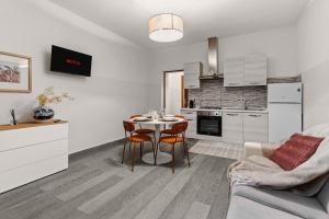 In the Heart of Via Sarpi - Moscova - Metro 10 minutes away
