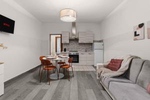 In the Heart of Via Sarpi - Moscova - Metro 10 minutes away