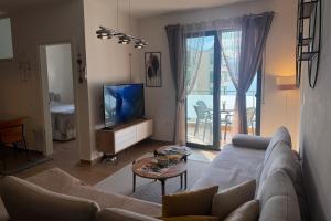Lunara Apartment - Happy Rentals