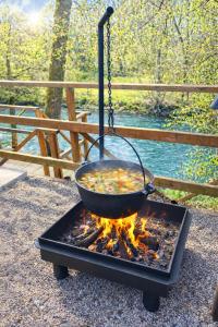 Guest House Jugland with Private Sauna Hot Tub and River Access Near Riga