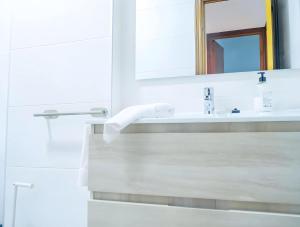 Exclusivo Apartamento con Balcones Aire acondicionado Garaje Wifi solo se aceptan familias y parejas