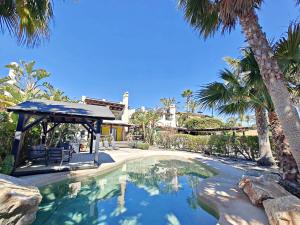 Playa Marques - En primera linea con piscina privada