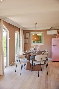 Luxury 8-Person Waterfront Villa Veluwe with Private Hot Tub Sauna and Air Conditioning