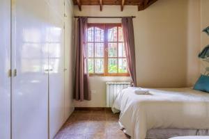 MOT Rentals WineCounty Alzaga - 4 Bd House Pool & Grill