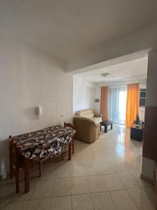 Kristis 2-Bedroom Apartment