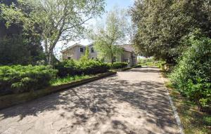 Gorgeous Home In Monterosi