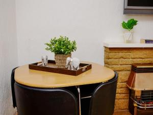 St Marys Crescent House