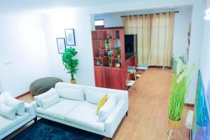 Makaya Homes Elegant 2BR Coastal Apartment