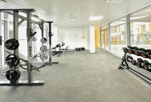 Snug Stu at Oasis Masdar