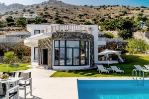 Villas Acros & Thalassia, Sea View Villas with Private Pool & BBQ near Elounda