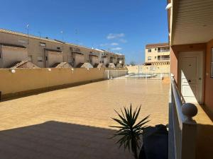 Lovely apartment with pool in Los Alcázares over 90 m²